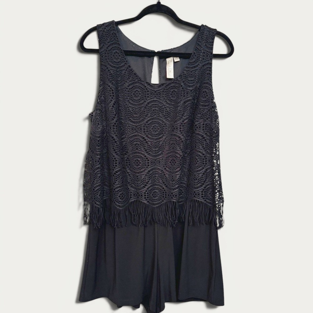 183 | Emma & Michele Boho Crochet Fringe Layered‎ Festival Romper Black Womens L